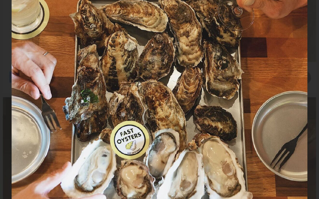 神楽坂の路地裏から、こんにちは！FAST OYSTERSです